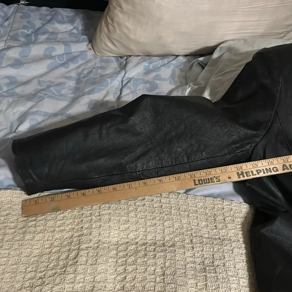 Men’s leather trench coat - Picture 9 of 12